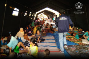 Read more about the article TIM RELAWAN STIKES HAMZAR LANGSUNG DITERJUNKAN UNTUK MEMBANTU KORBAN GEMPA 6.4 SR LOMBOK