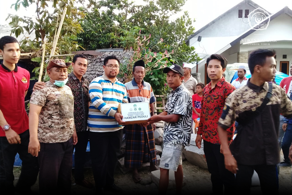 Ketua Yayasan Maraqitta’limat Bersama Tim Hamzar Peduli Turun Langsung Bantu Korban Gempa Lombok