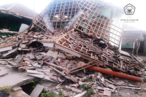 Read more about the article Mahasiswa STIKES Hamzar Terima Beasiswa Lombok dari Kemenristekdikti