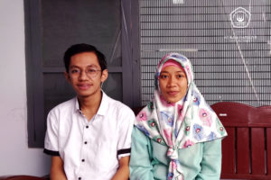 Read more about the article Selamat, 6 Mahasiswa STIKes Hamzar Memperoleh Beasiswa Prestasi Kemenristekdikti 2018