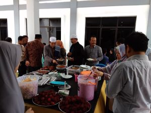 Read more about the article Tasyakuran Gedung dan Tutup Tahun 2019 Bersama Yayasan Maraqitta’limat