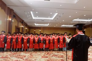 Read more about the article 136 Lulusan STIKes Hamzar Ikuti Wisuda Bersama 2020